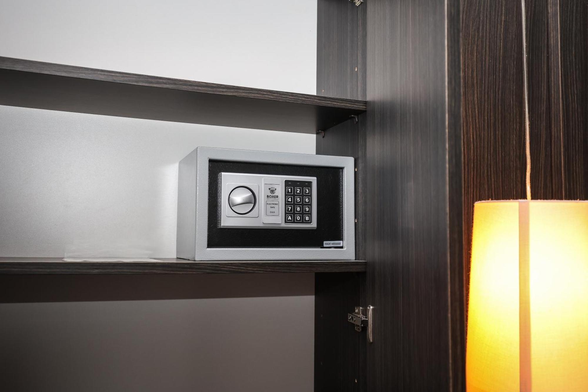 Hotel Chateau De Lacan Brive-la-Gaillarde Eksteriør billede